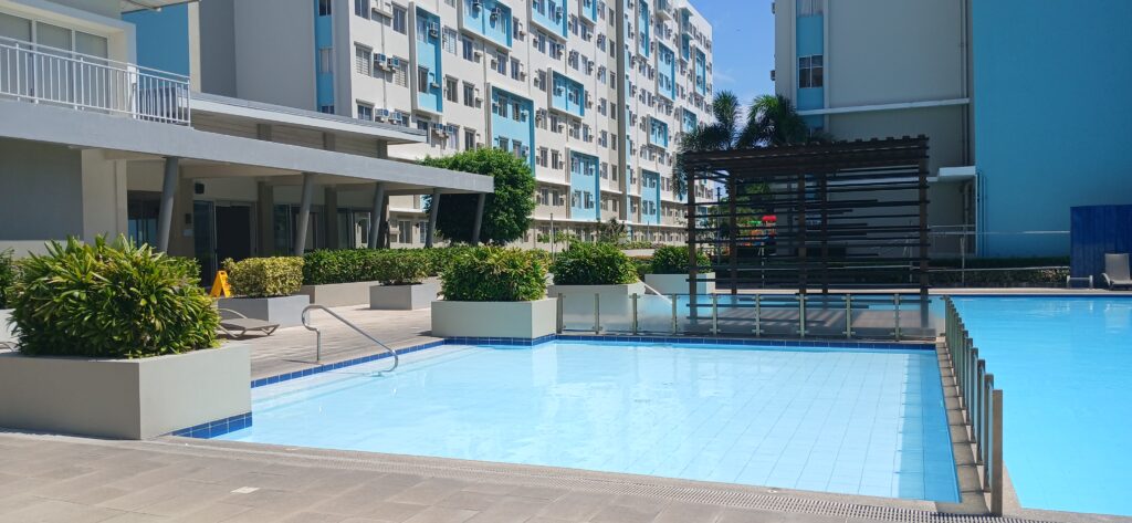 pool-marina-spatial-dumaguete